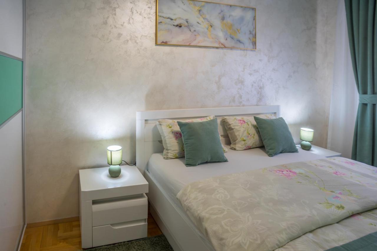 Lux Deluxe Apartment Zabljak  Ngoại thất bức ảnh