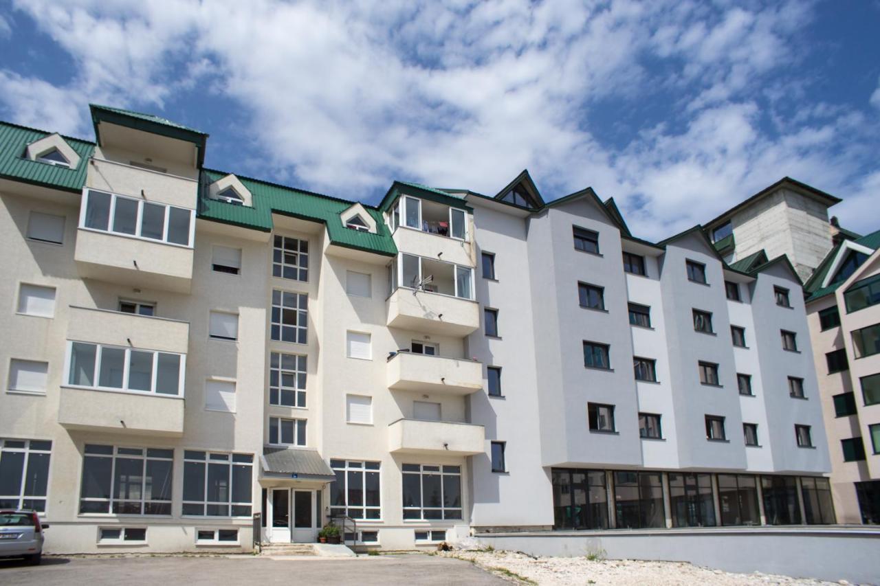 Lux Deluxe Apartment Zabljak  Ngoại thất bức ảnh